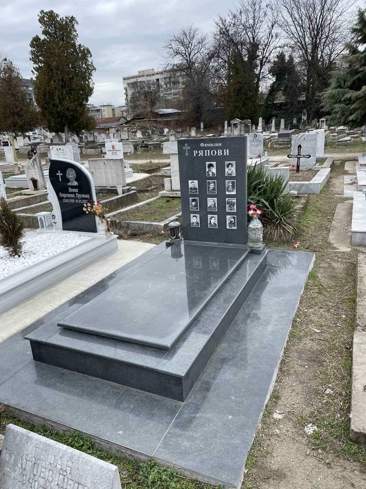 Модел 25